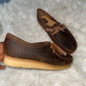 ladies clarks wallabees